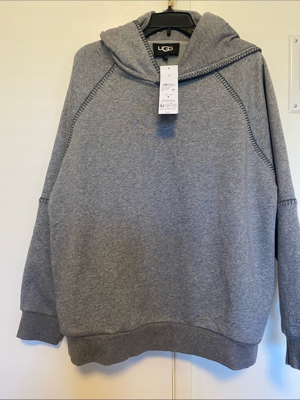 UGG Classic Hoodie  Medium Gray Heather Cotton/recycled polyester. LARGE NWT $98